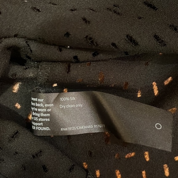 Eileen Fisher Woman’s Black Silk Top Size S - Picture 6 of 6